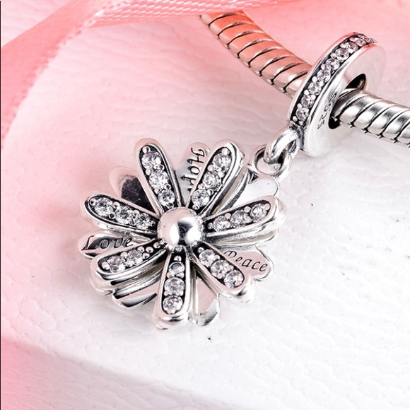 SOLD 🌼HOST PICK!🌼 Pandora Daisy Charm - Picture 5 of 6
